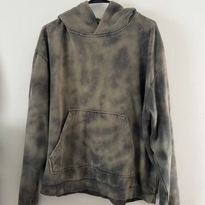 UO Men's Tie-Dye Hoodie
